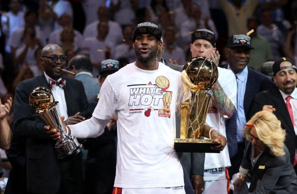 NBA总决赛精彩绝伦，湖人力克热火夺冠的简单介绍