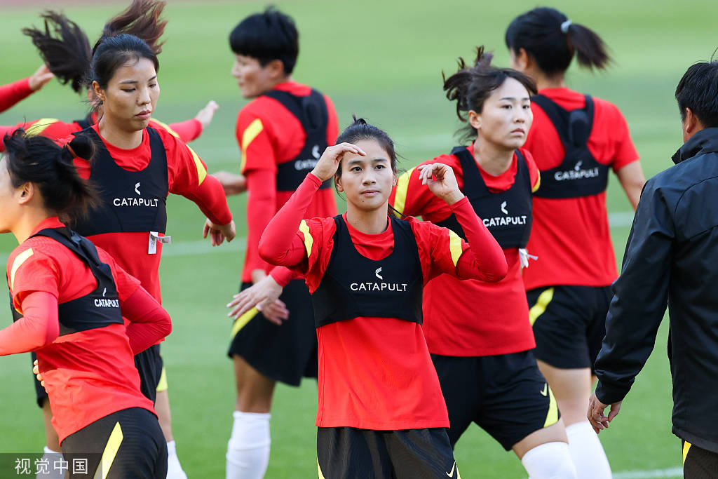 巴西女足战术升级！教练组积极备战