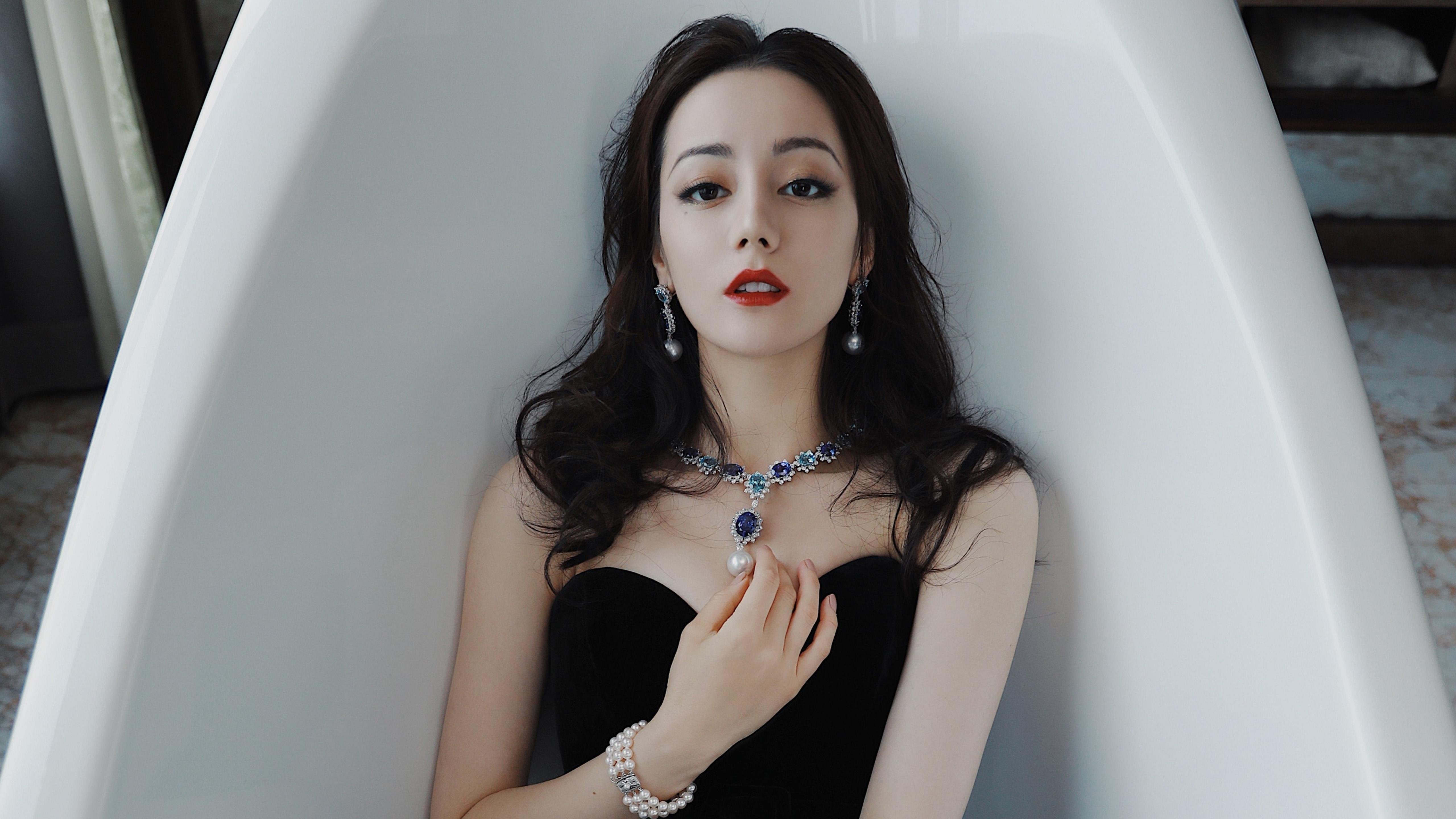 智利风暴席卷英超,克瓦拉茨赫利亚的曼城征服之战