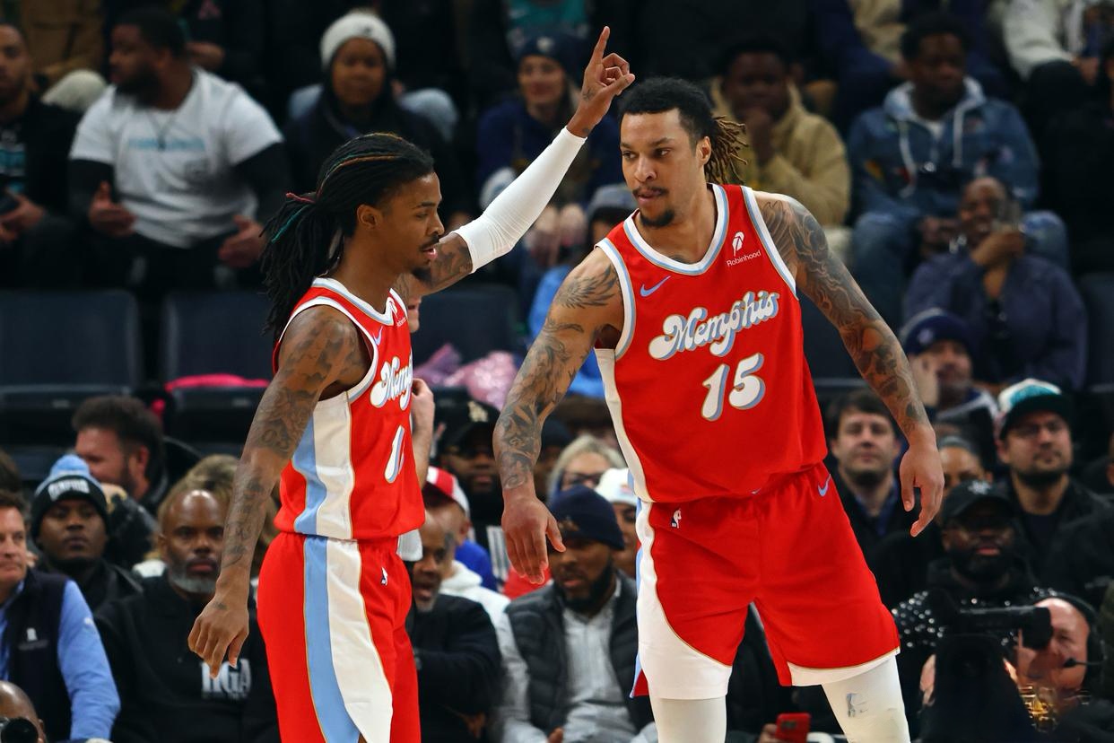 四支球队在激烈角逐中决出胜者