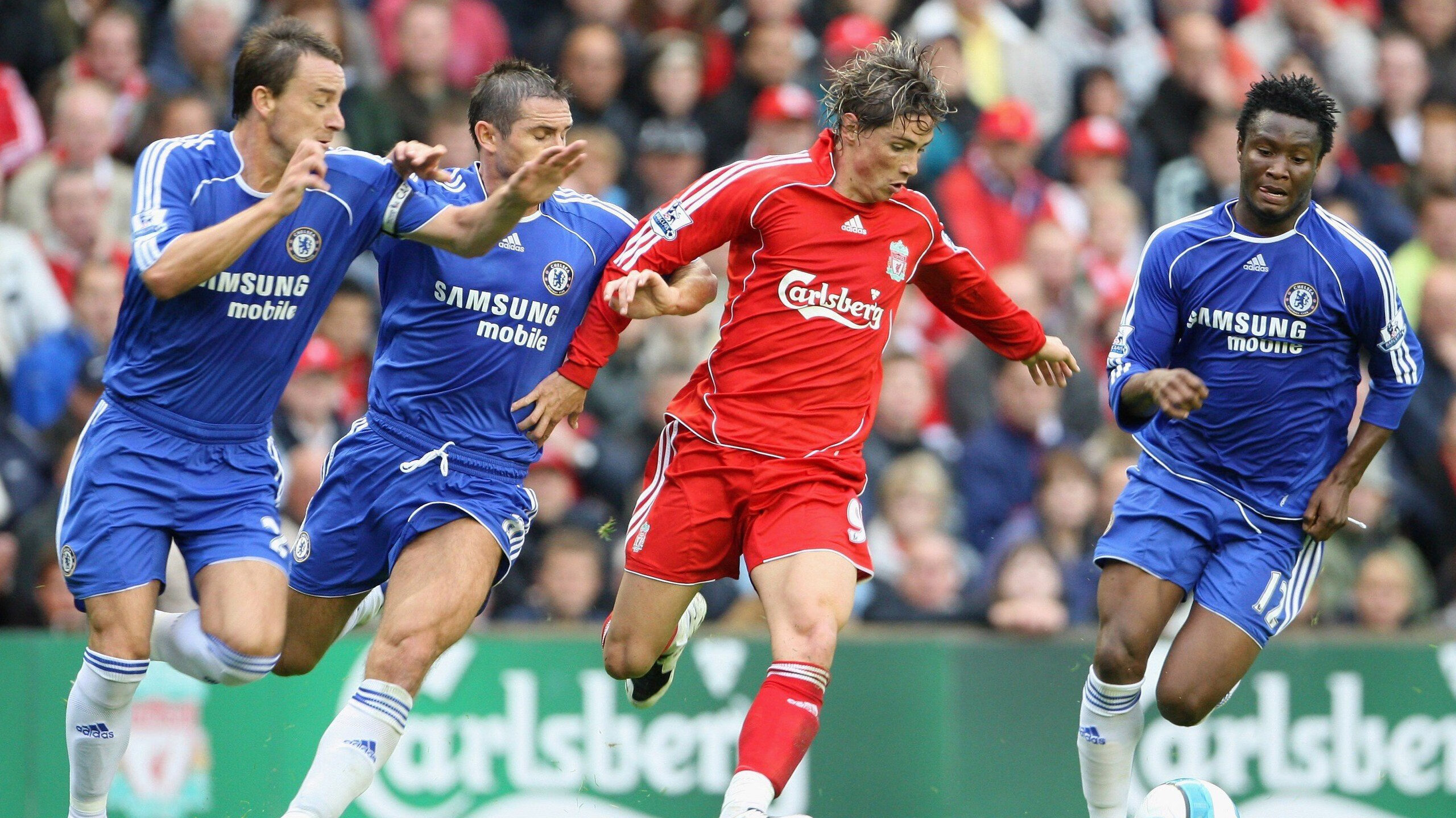 赛道与绿茵,当F1引擎轰鸣遇见伊拉克的逆袭之路