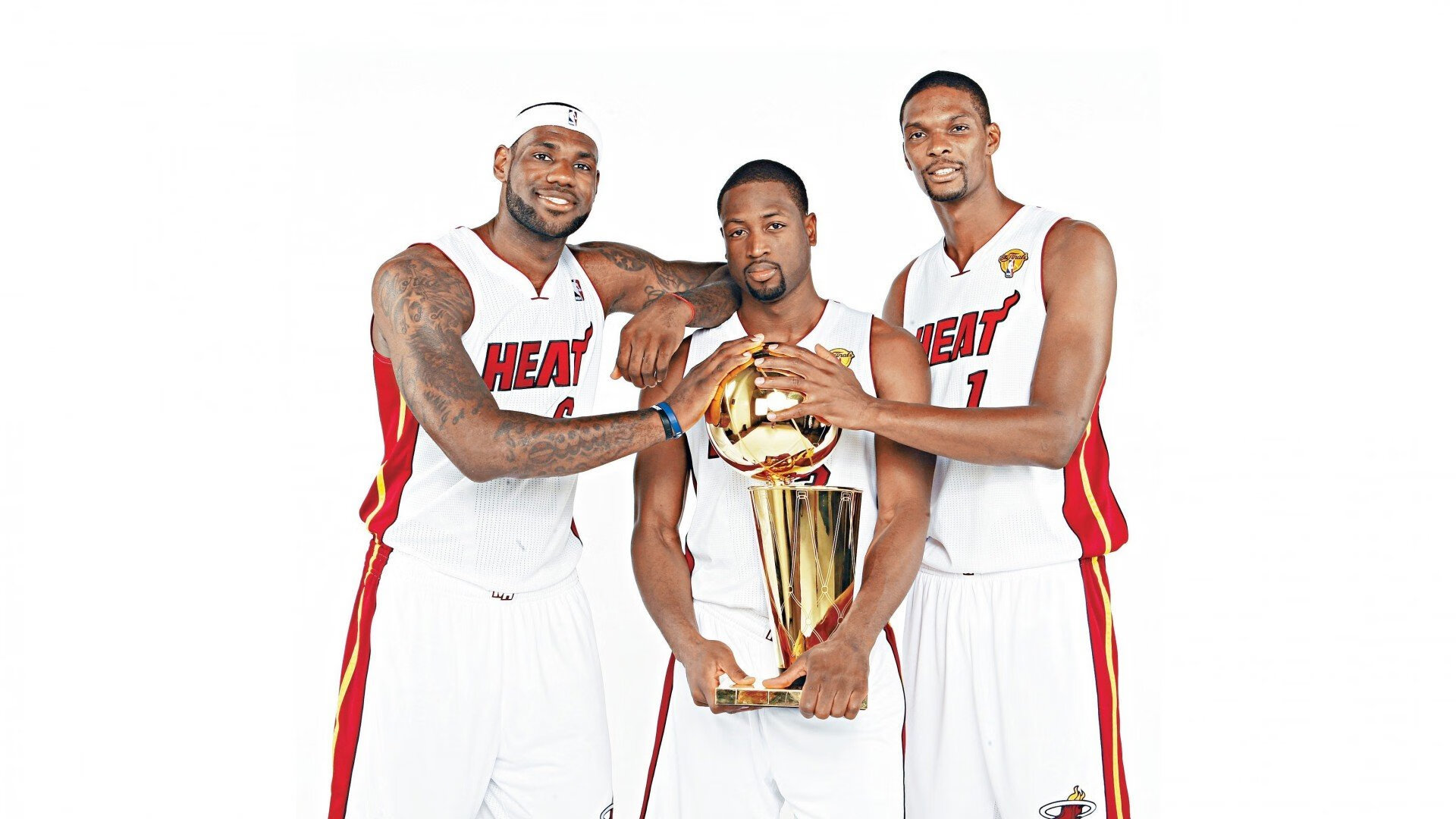 开云体育登录-范弗利特爆发撕裂防线，雄鹿以节奏掌控奇才